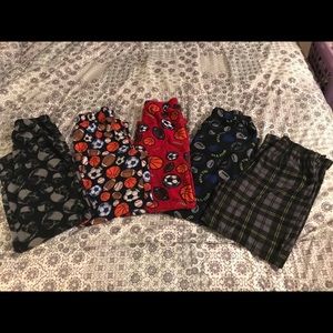 Boys comfy-sleep pants.
